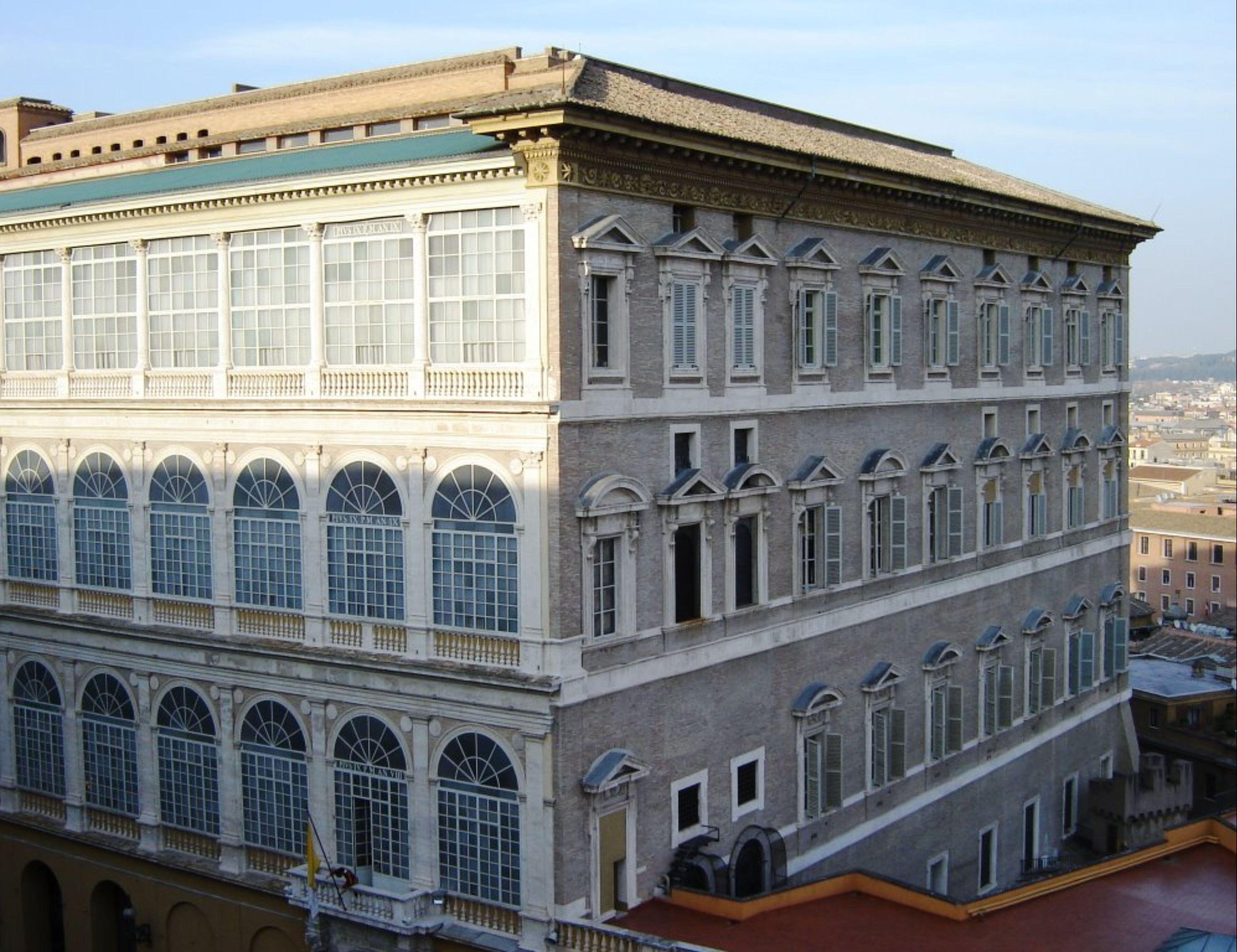 My Bed Vatican Museum — Photos 3